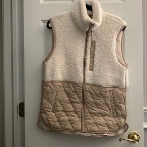 Abercrombie & fitch sherpa vest